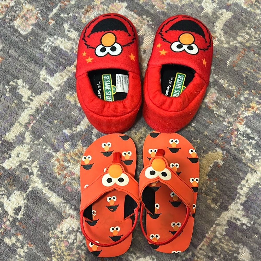 Sesame Street Elmo Size 8 Toddler Slippers & Flipflops